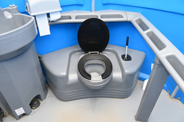 Portable Toilet Options We Offer in Webster, TX